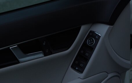 Mercedes-Benz C-Класс, 2012 год, 2 000 000 рублей, 19 фотография