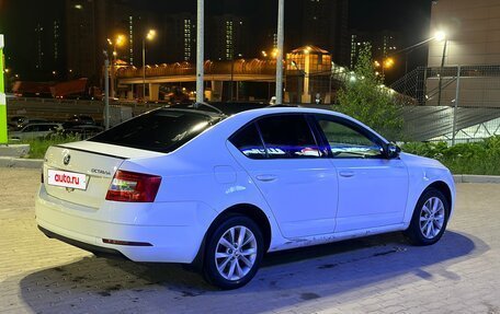 Skoda Octavia, 2017 год, 900 000 рублей, 3 фотография