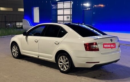 Skoda Octavia, 2017 год, 900 000 рублей, 4 фотография