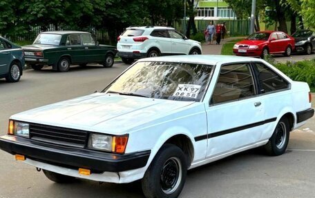 Toyota Carina, 1984 год, 525 000 рублей, 1 фотография