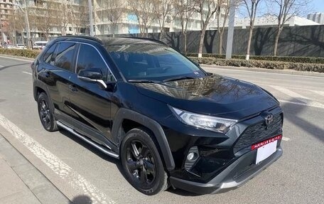 Toyota RAV4, 2021 год, 2 790 000 рублей, 5 фотография