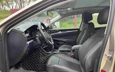 Volkswagen Passat B8 рестайлинг, 2021 год, 2 500 000 рублей, 11 фотография