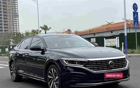 Volkswagen Passat B8 рестайлинг, 2021 год, 2 500 000 рублей, 7 фотография
