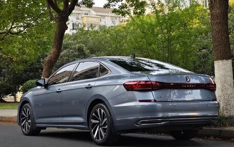 Volkswagen Passat B8 рестайлинг, 2021 год, 2 450 000 рублей, 2 фотография