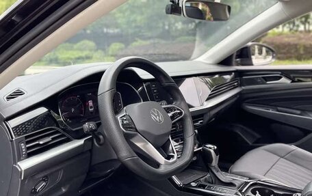 Volkswagen Passat B8 рестайлинг, 2022 год, 2 550 000 рублей, 8 фотография