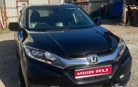 Honda Vezel, 2015 год, 1 350 000 рублей, 7 фотография