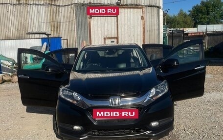 Honda Vezel, 2015 год, 1 350 000 рублей, 12 фотография