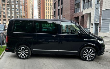 Volkswagen Multivan T6 рестайлинг, 2018 год, 4 180 000 рублей, 6 фотография