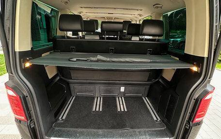 Volkswagen Multivan T6 рестайлинг, 2018 год, 4 180 000 рублей, 38 фотография