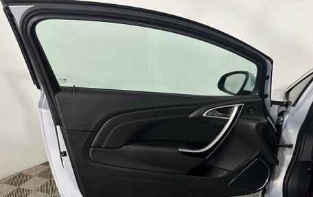 Opel Astra J, 2012 год, 890 000 рублей, 8 фотография