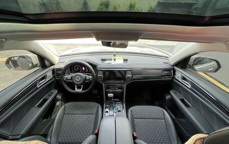 Volkswagen Teramont I, 2021 год, 3 100 000 рублей, 7 фотография