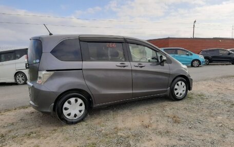 Honda Freed I, 2013 год, 1 100 000 рублей, 2 фотография