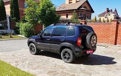 Chevrolet Niva I рестайлинг, 2004 год, 300 000 рублей, 1 фотография