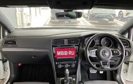 Volkswagen Golf VII, 2016 год, 983 000 рублей, 9 фотография