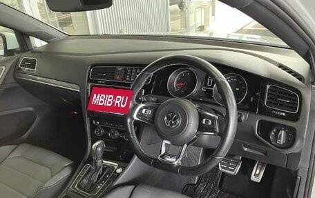 Volkswagen Golf VII, 2016 год, 983 000 рублей, 10 фотография
