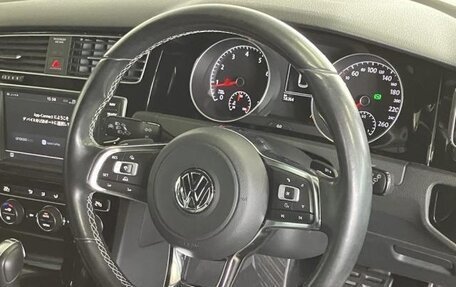 Volkswagen Golf VII, 2016 год, 983 000 рублей, 11 фотография