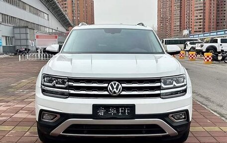 Volkswagen Teramont I, 2021 год, 3 050 000 рублей, 2 фотография