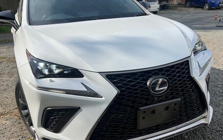 Lexus NX I, 2018 год, 3 950 000 рублей, 6 фотография