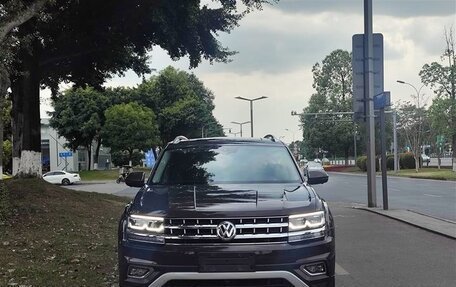 Volkswagen Teramont I, 2021 год, 3 090 000 рублей, 3 фотография
