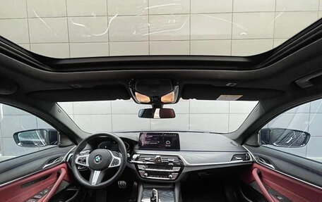 BMW 5 серия, 2021 год, 3 050 200 рублей, 6 фотография