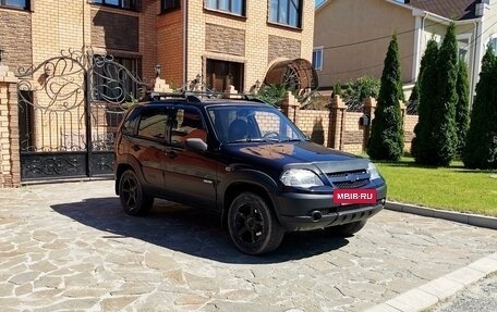 Chevrolet Niva I рестайлинг, 2004 год, 300 000 рублей, 9 фотография