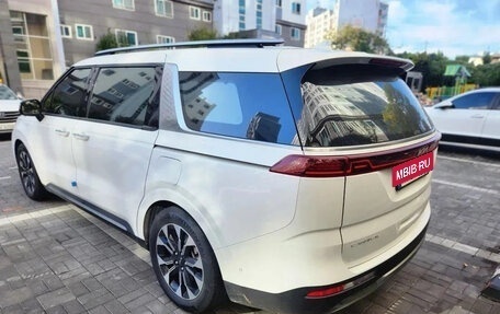 KIA Carnival, 2021 год, 2 400 200 рублей, 6 фотография