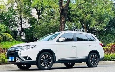 Mitsubishi Outlander III рестайлинг 3, 2020 год, 2 235 000 рублей, 1 фотография