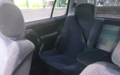 Volkswagen Vento, 1992 год, 200 000 рублей, 4 фотография