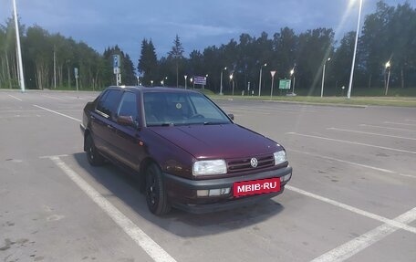 Volkswagen Vento, 1992 год, 200 000 рублей, 11 фотография