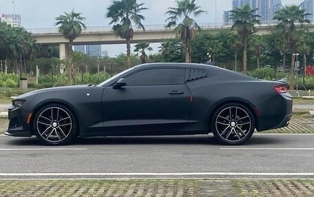 Chevrolet Camaro VI, 2018 год, 3 010 000 рублей, 2 фотография