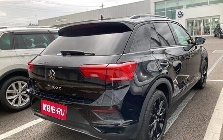Volkswagen T-Roc I, 2022 год, 1 400 000 рублей, 5 фотография