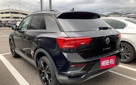 Volkswagen T-Roc I, 2022 год, 1 400 000 рублей, 8 фотография