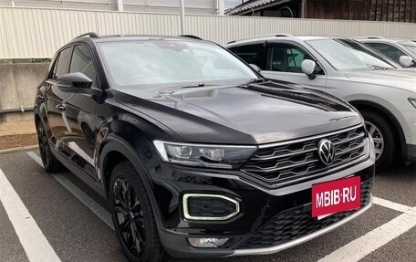 Volkswagen T-Roc I, 2022 год, 1 400 000 рублей, 4 фотография
