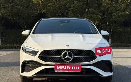 Mercedes-Benz A-Класс, 2021 год, 1 810 000 рублей, 2 фотография