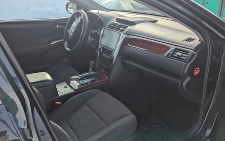 Toyota Camry, 2012 год, 1 750 000 рублей, 10 фотография