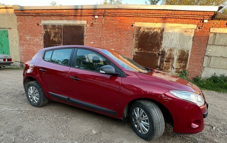 Renault Megane III, 2011 год, 850 000 рублей, 3 фотография
