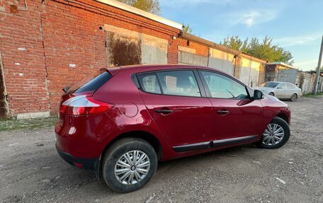 Renault Megane III, 2011 год, 850 000 рублей, 7 фотография