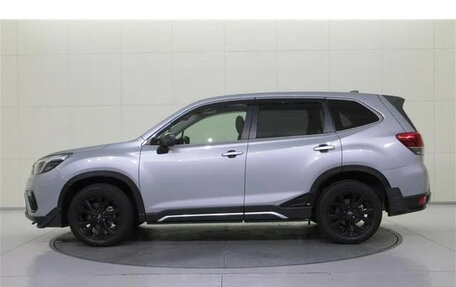 Subaru Forester, 2021 год, 2 350 000 рублей, 2 фотография