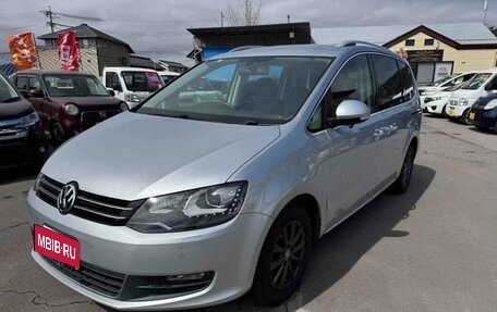 Volkswagen Sharan II, 2012 год, 800 000 рублей, 2 фотография