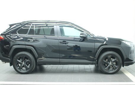 Toyota RAV4, 2020 год, 4 090 000 рублей, 10 фотография