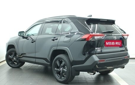 Toyota RAV4, 2020 год, 4 090 000 рублей, 11 фотография