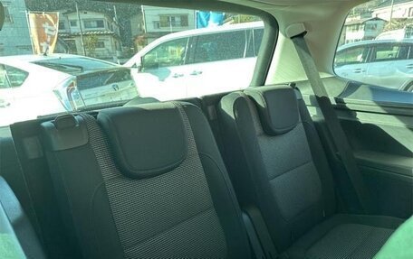 Volkswagen Sharan II, 2011 год, 900 000 рублей, 8 фотография