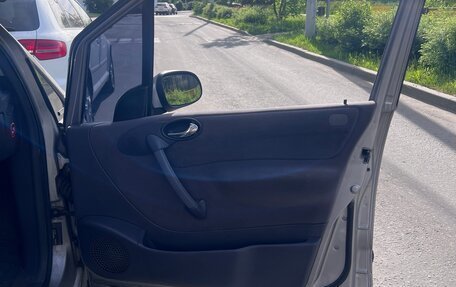 Mercedes-Benz A-Класс, 2000 год, 140 000 рублей, 15 фотография