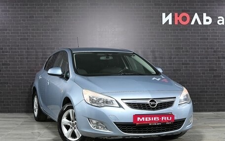 Opel Astra J, 2012 год, 800 000 рублей, 3 фотография
