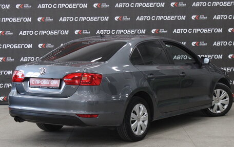 Volkswagen Jetta VI, 2013 год, 823 000 рублей, 3 фотография