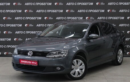 Volkswagen Jetta VI, 2013 год, 823 000 рублей, 1 фотография