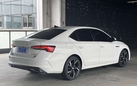Skoda Octavia IV, 2022 год, 2 210 000 рублей, 6 фотография