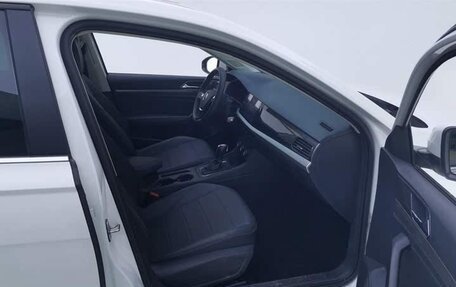 Volkswagen Lavida, 2022 год, 1 600 000 рублей, 14 фотография