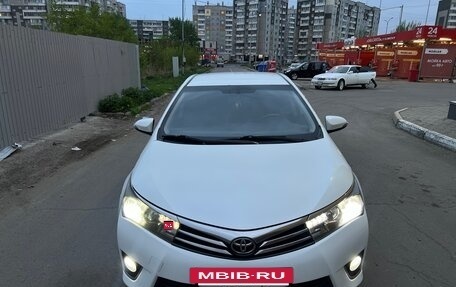 Toyota Corolla, 2014 год, 1 430 000 рублей, 2 фотография