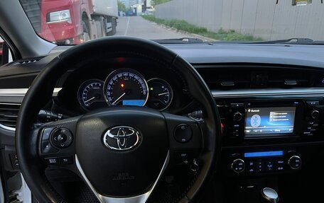 Toyota Corolla, 2014 год, 1 430 000 рублей, 9 фотография